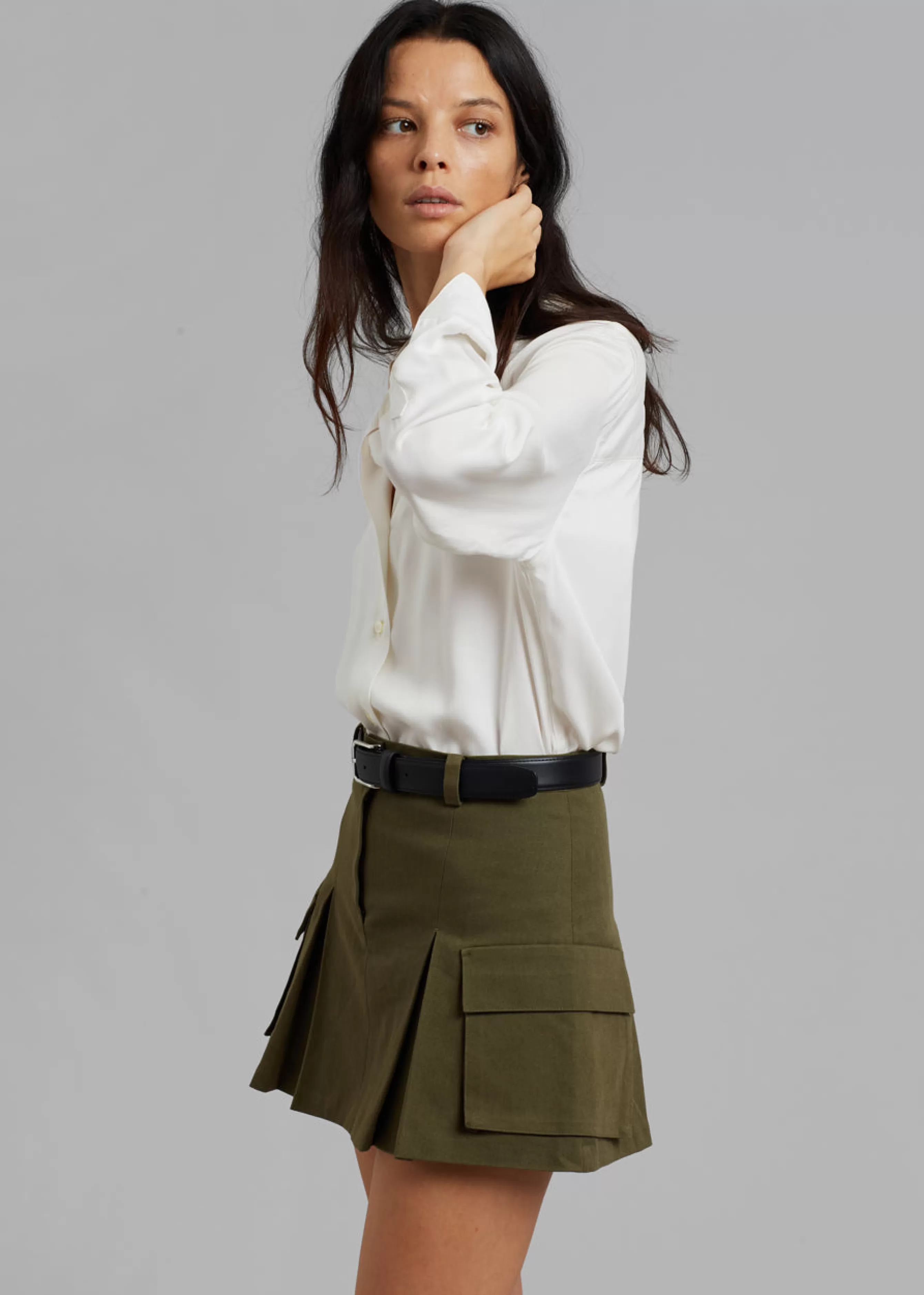 Women The Frankie Shop Audrey Cargo Pleated Miniskirt