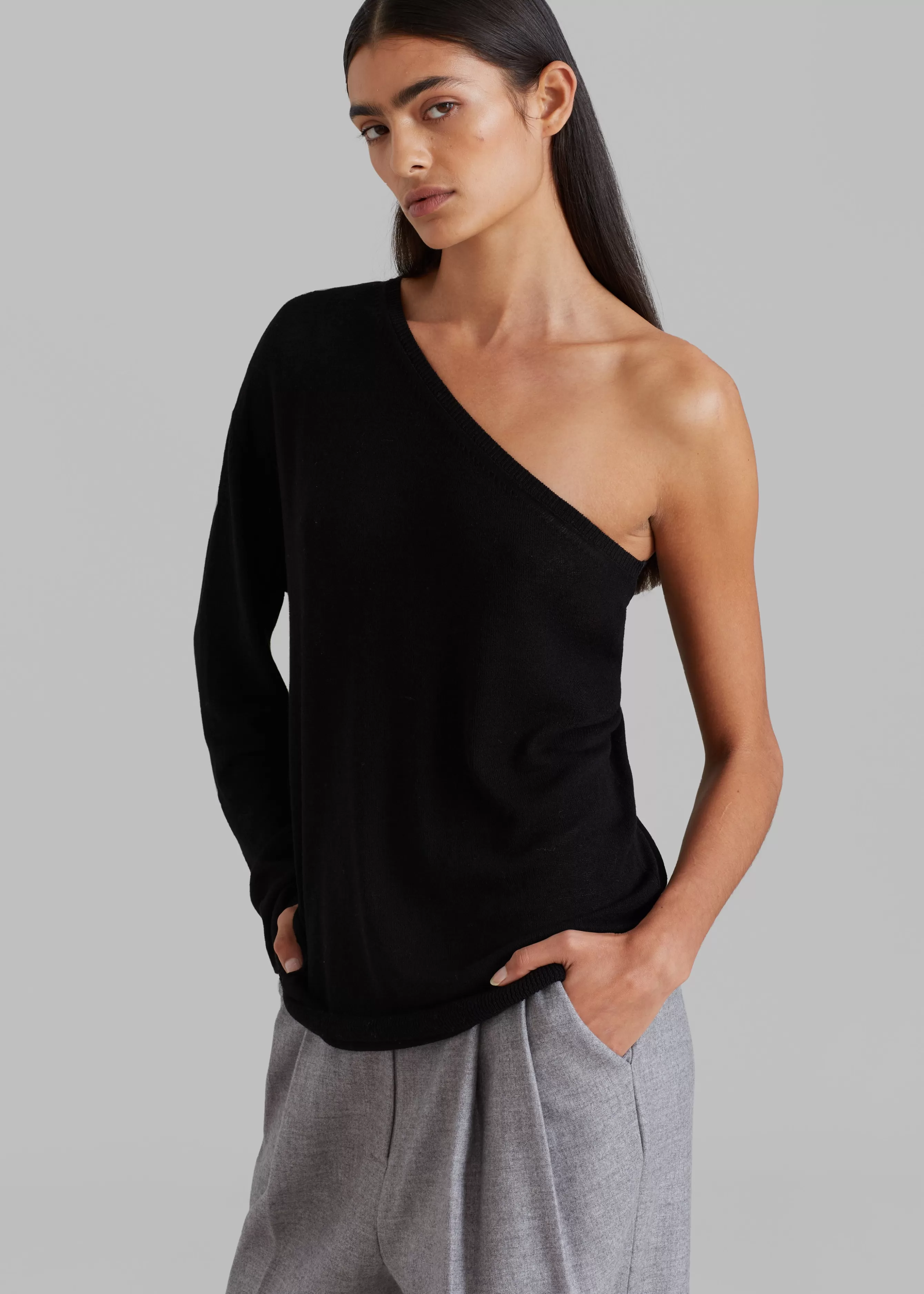 Women The Frankie Shop Bianca One Shoulder Loose Knit Top