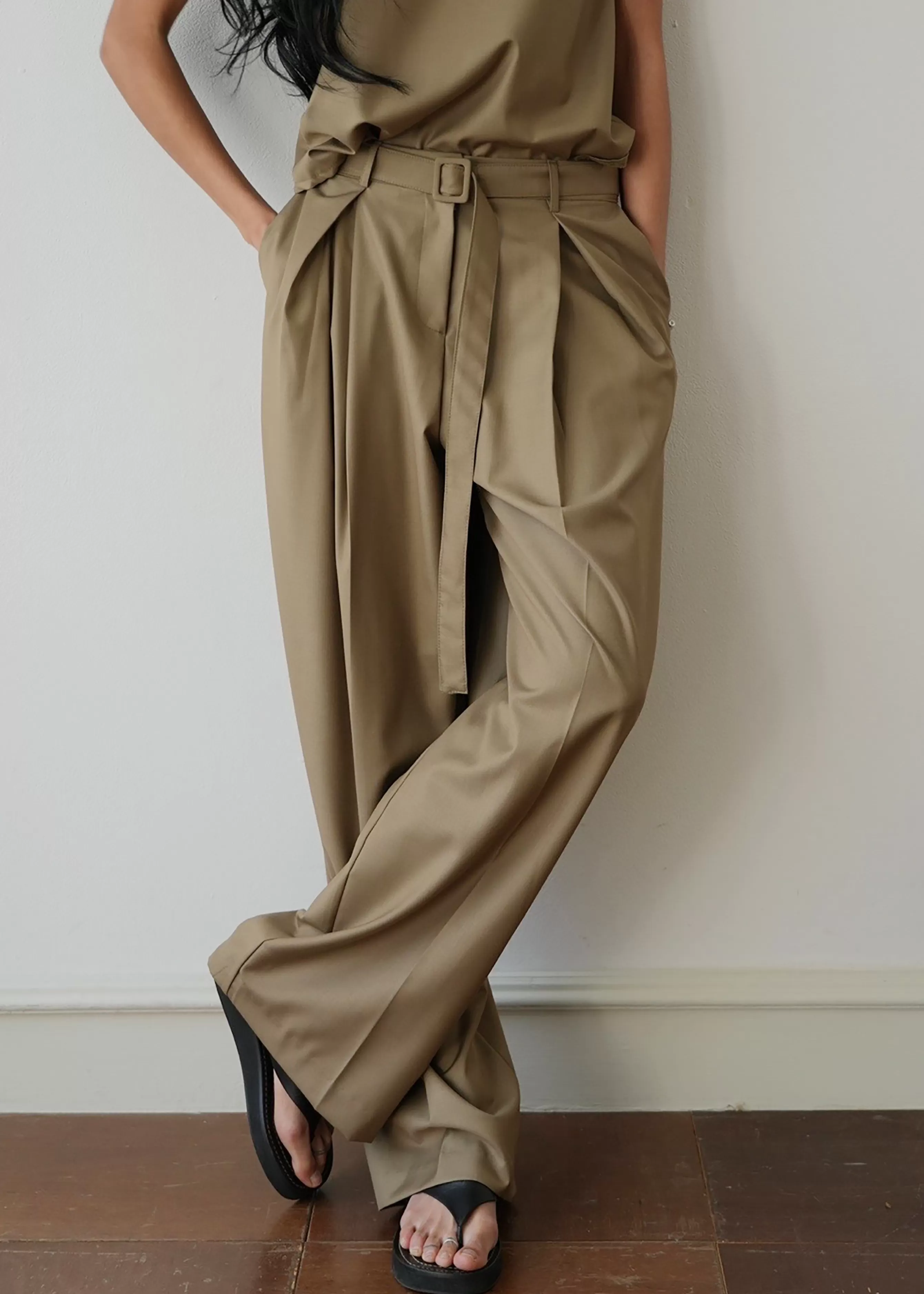 Women The Frankie Shop Clay Belted Pants