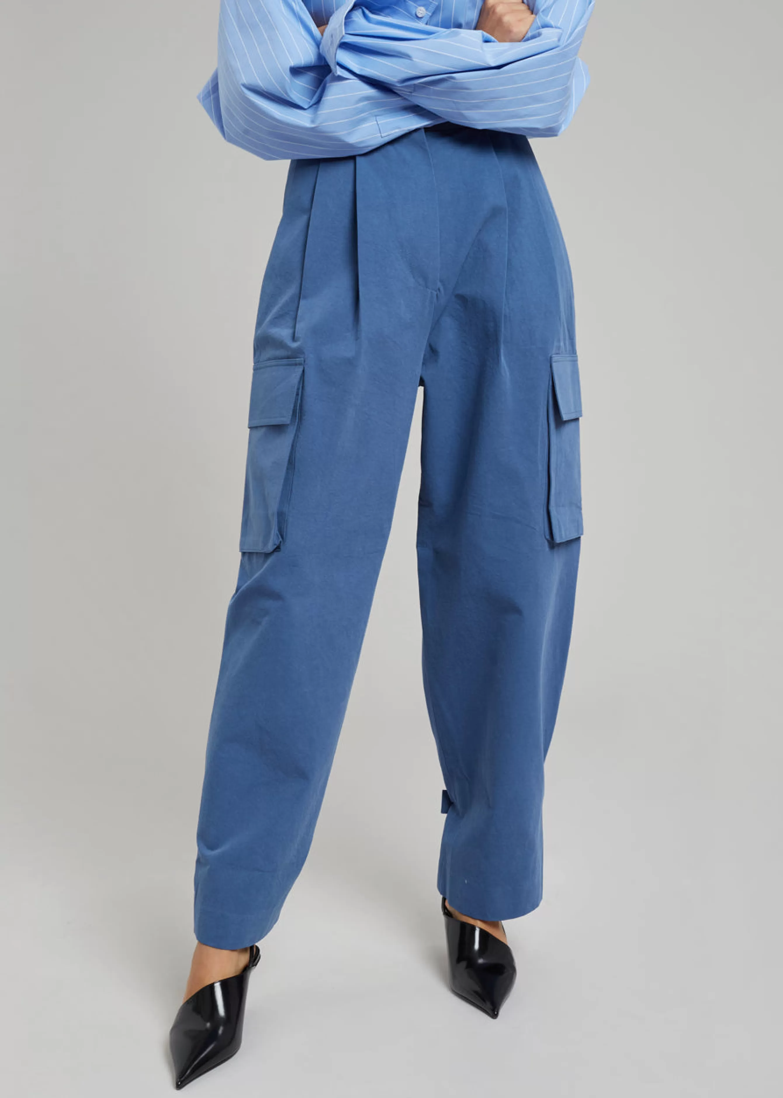 Women The Frankie Shop Gianna Cargo Pants