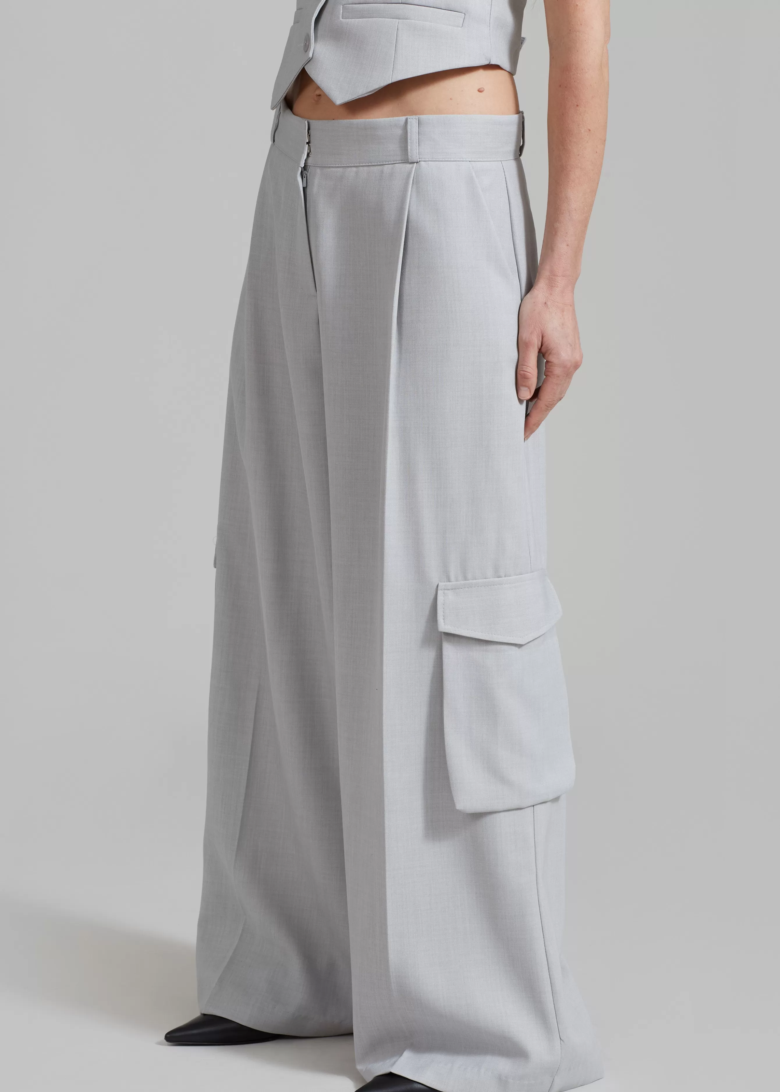 Women The Frankie Shop Gladys Cargo Pants