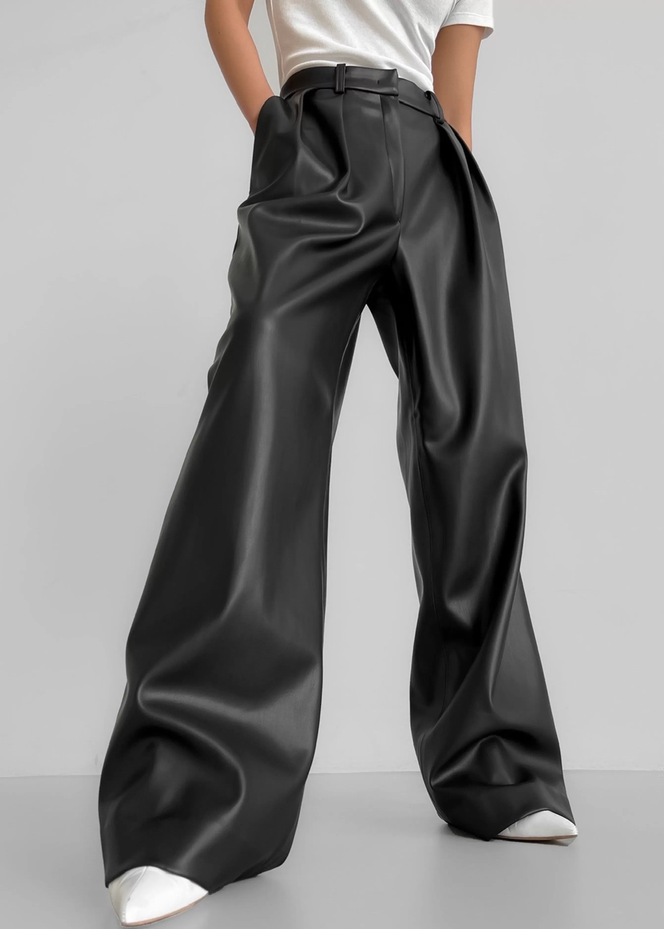 Women The Frankie Shop Helsinki Faux Leather Pants