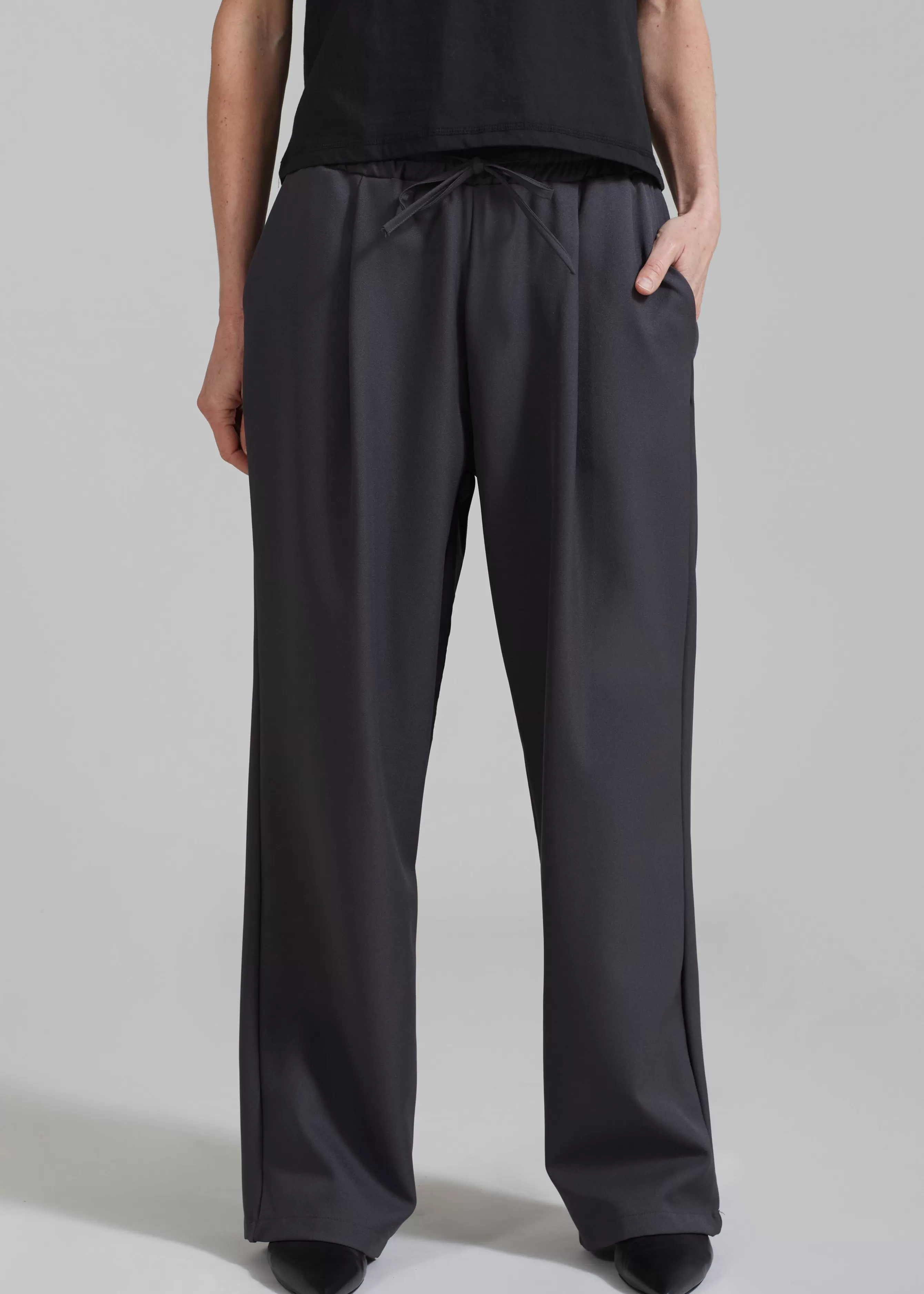 Women The Frankie Shop Janell Pants