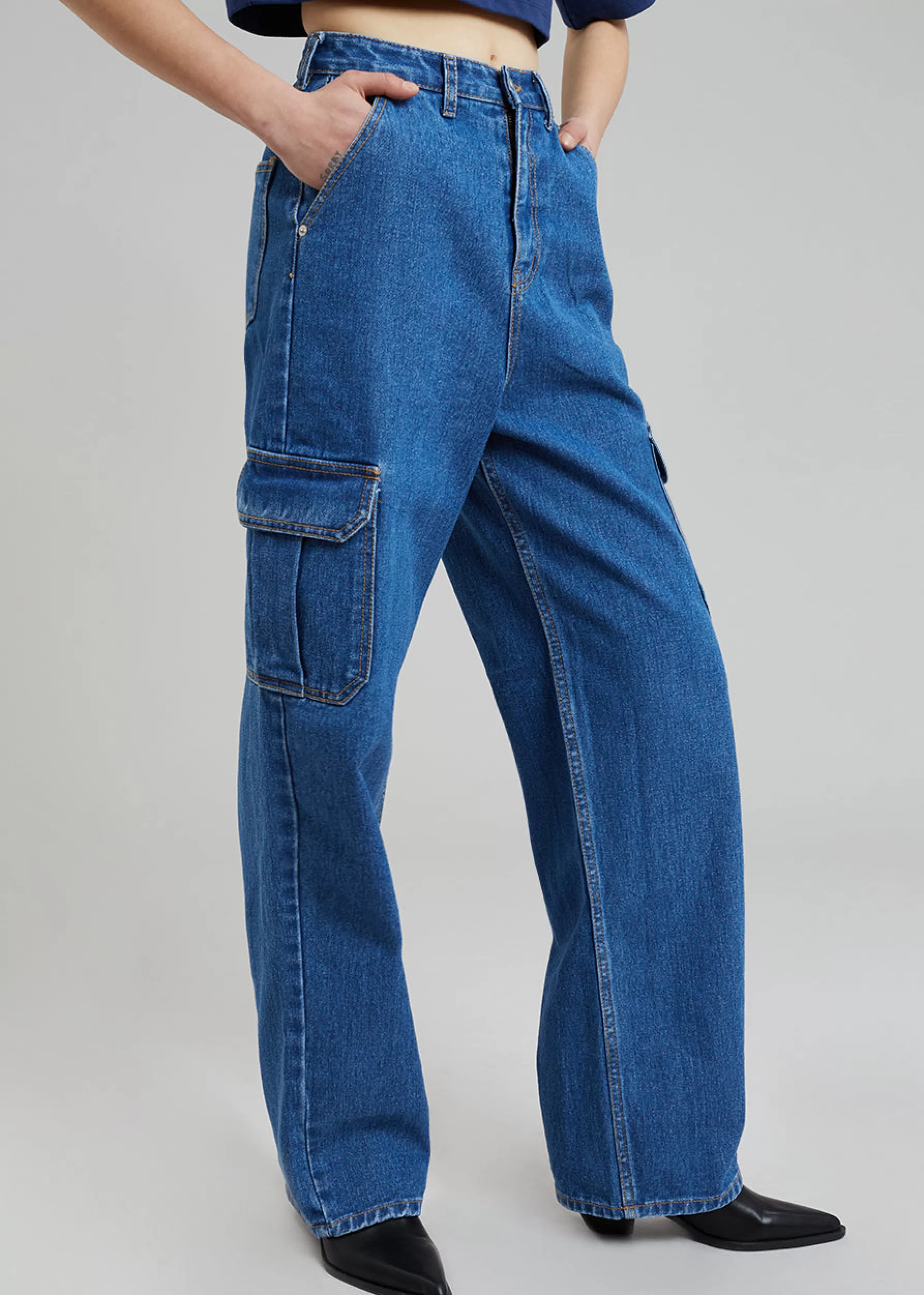 Women The Frankie Shop Kai Cargo Denim Pants