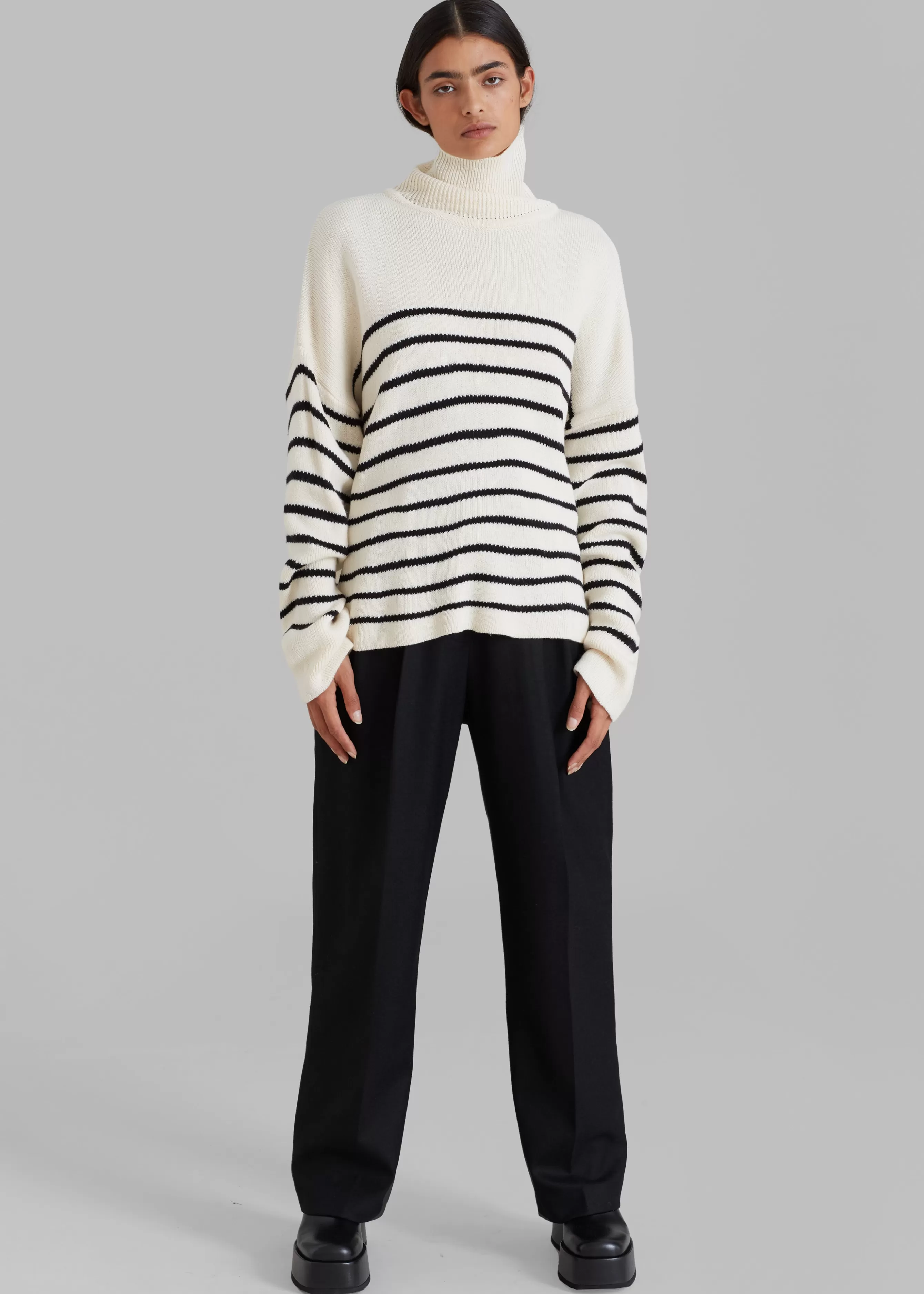 Women The Frankie Shop Kyo Turtleneck Sweater