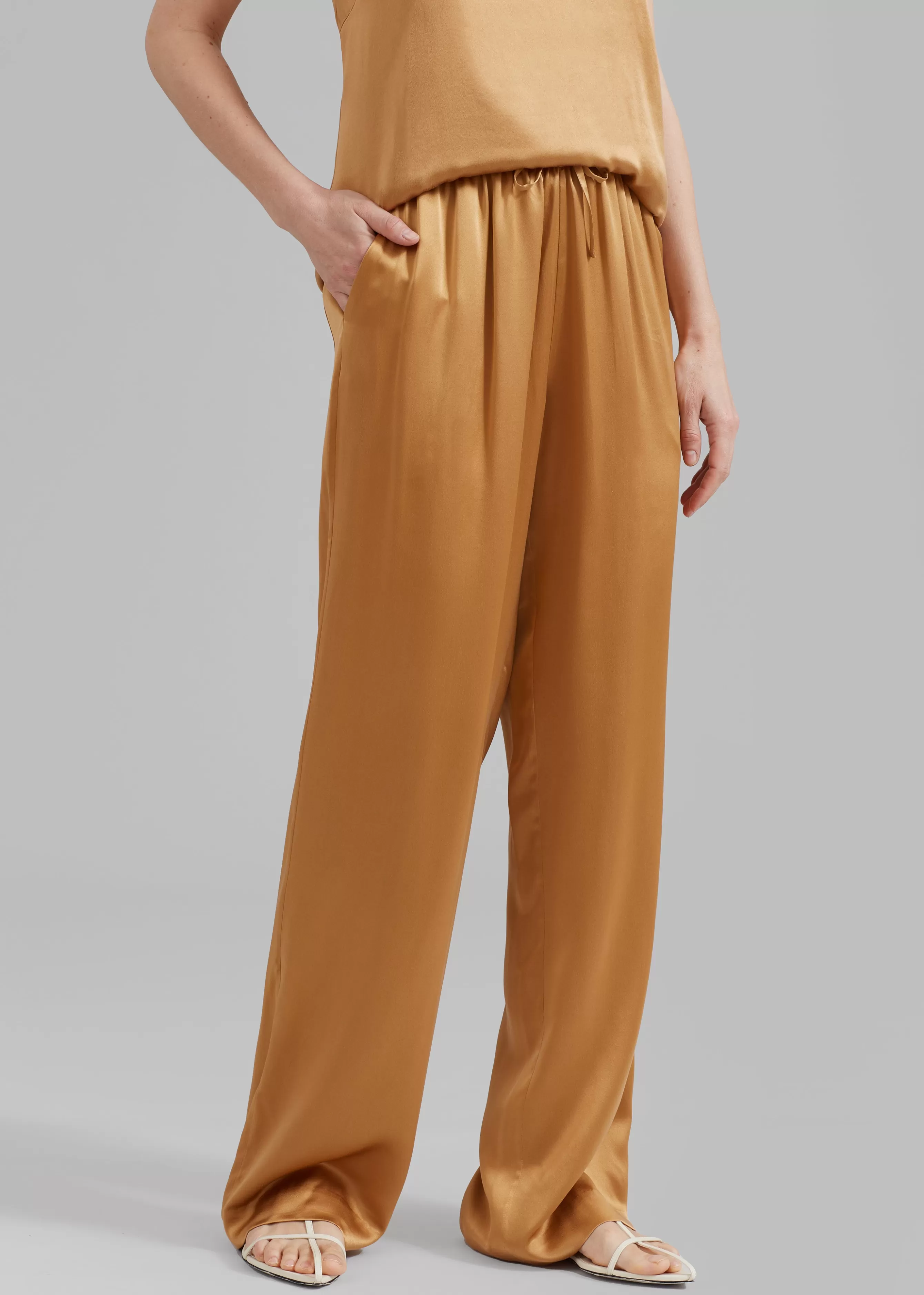 Women The Frankie Shop Loulou Studio Soma Silk Pants