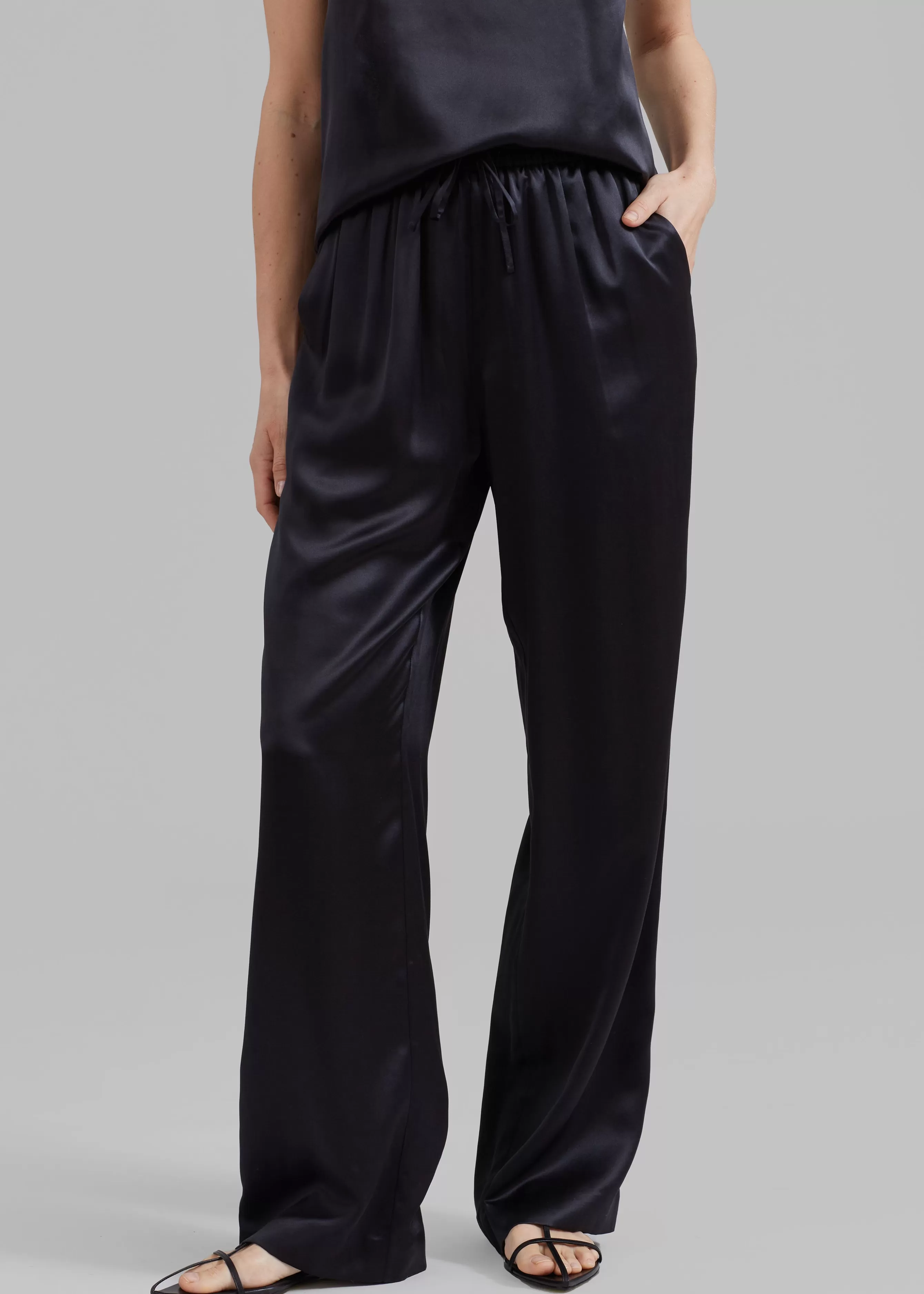 Women The Frankie Shop Loulou Studio Soma Silk Pants