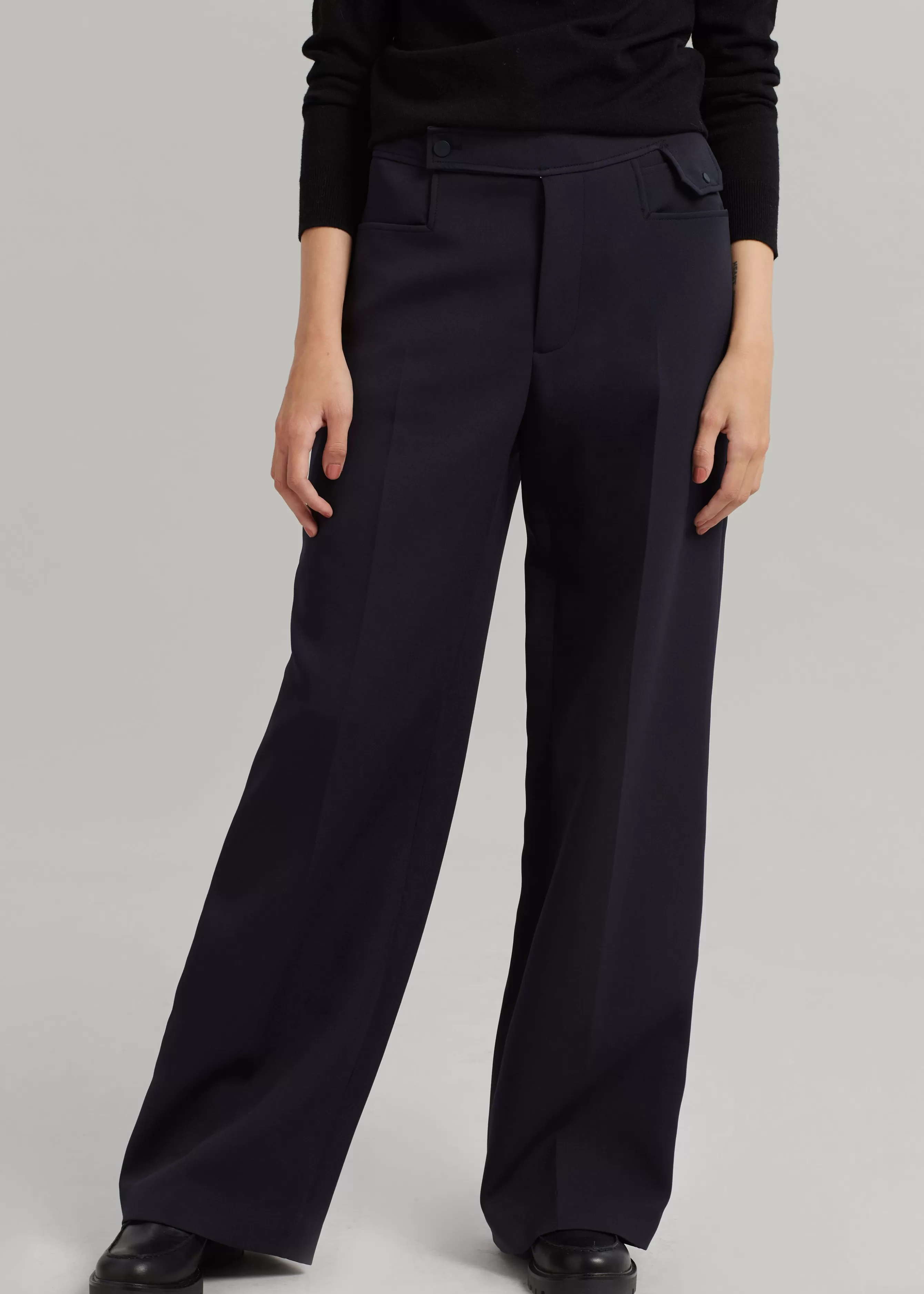 Women The Frankie Shop Low Classic Pocket Point Pants