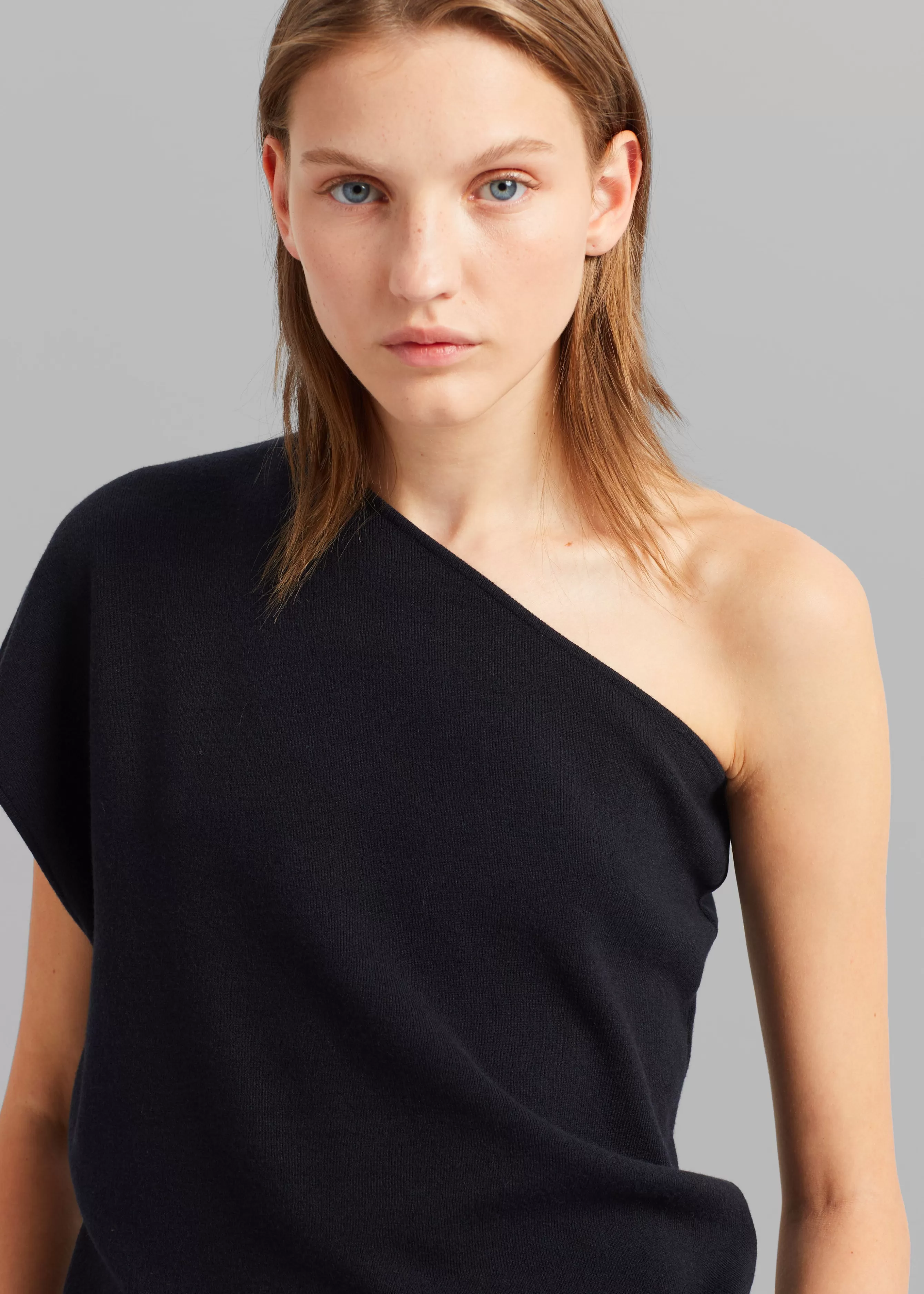 Women The Frankie Shop Nivi One Shoulder Knit Top