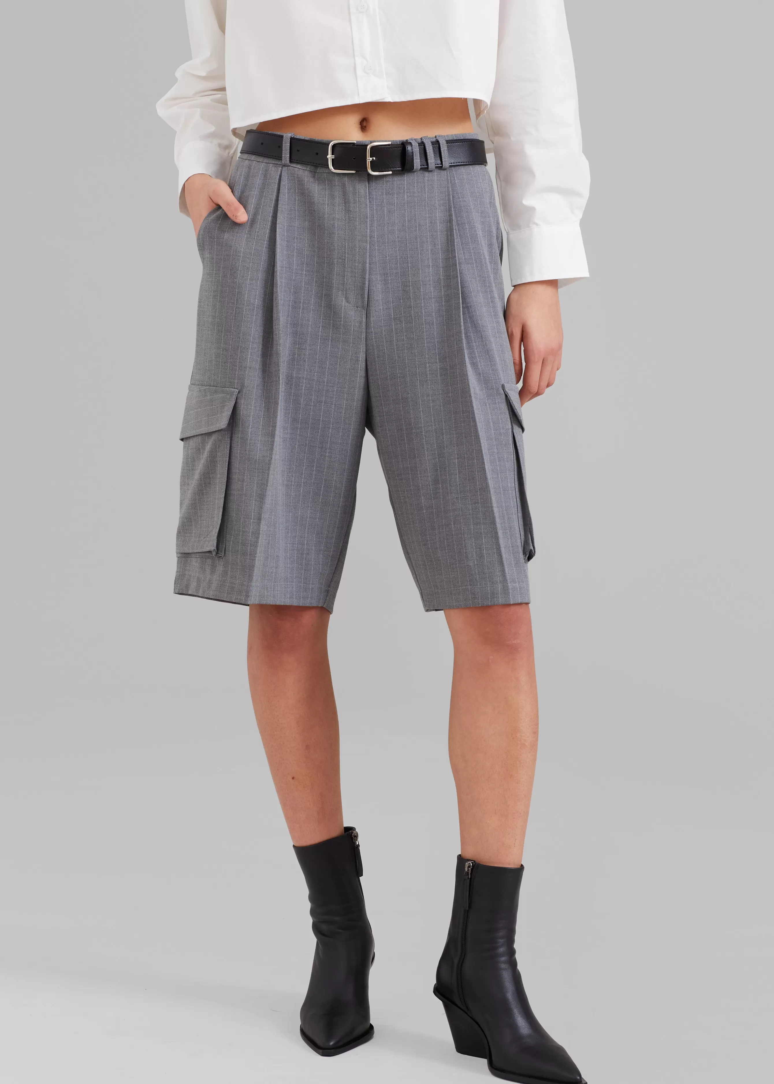 Women The Frankie Shop Omoka Cargo Trouser Shorts