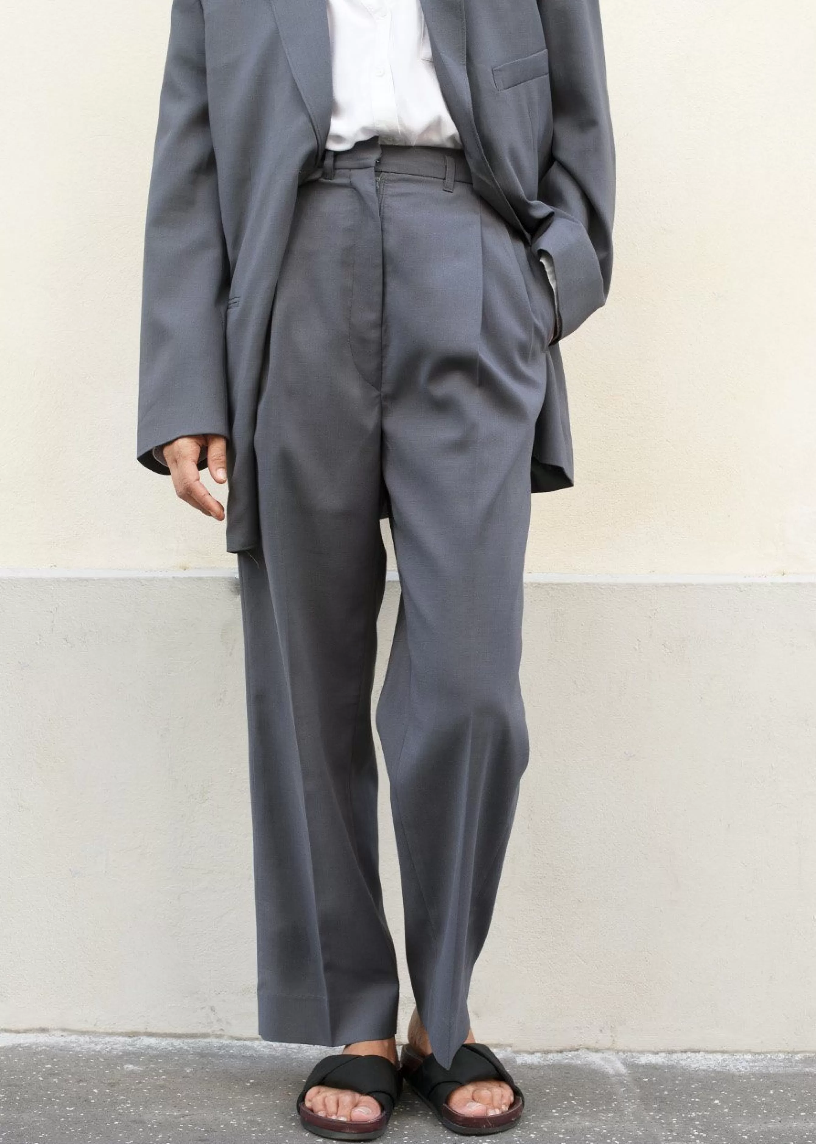 Women The Frankie Shop Pleated Suit Trousers