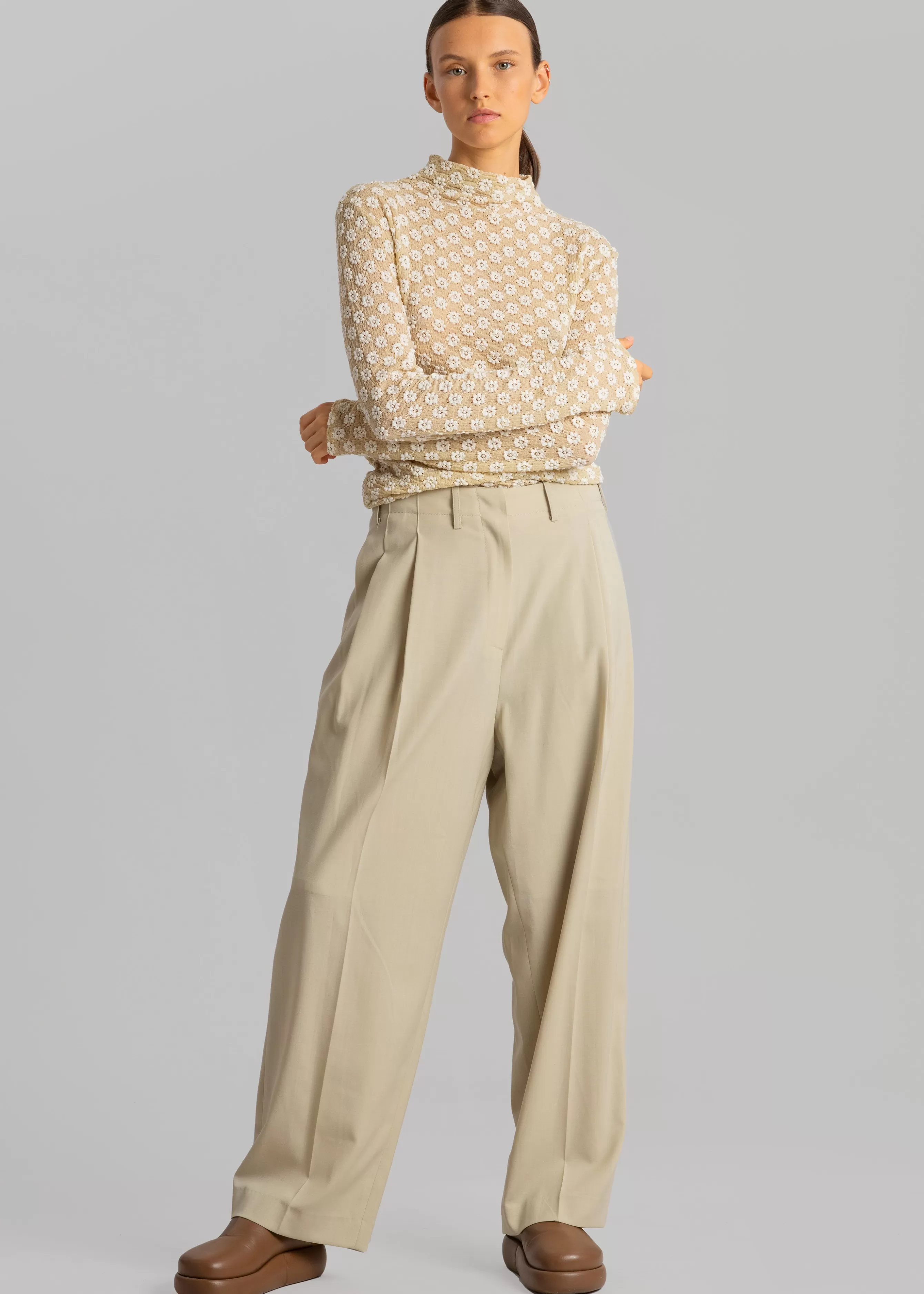 Women The Frankie Shop Sefa Tuck Pants