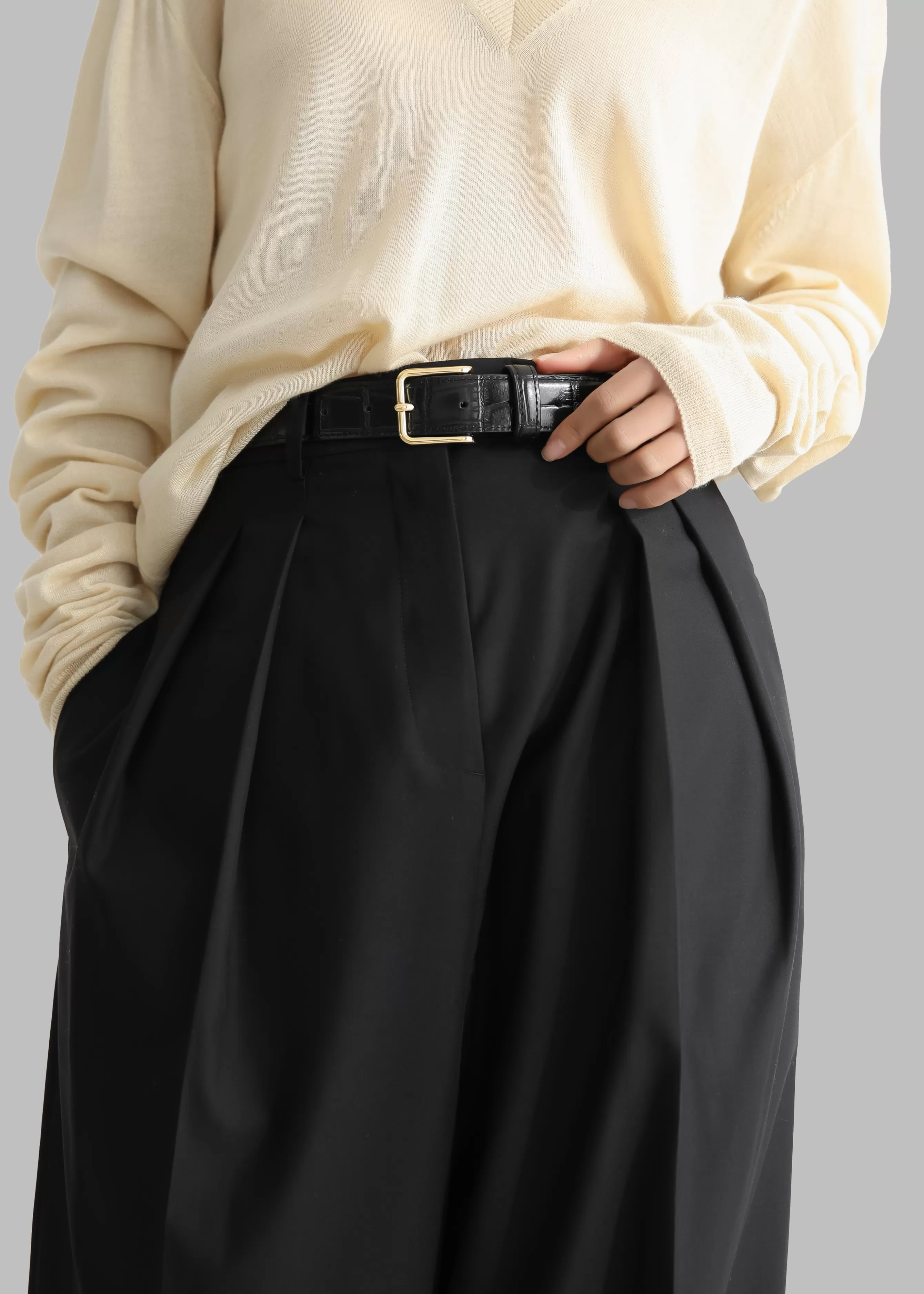 Women The Frankie Shop Sion Pintuck Trousers