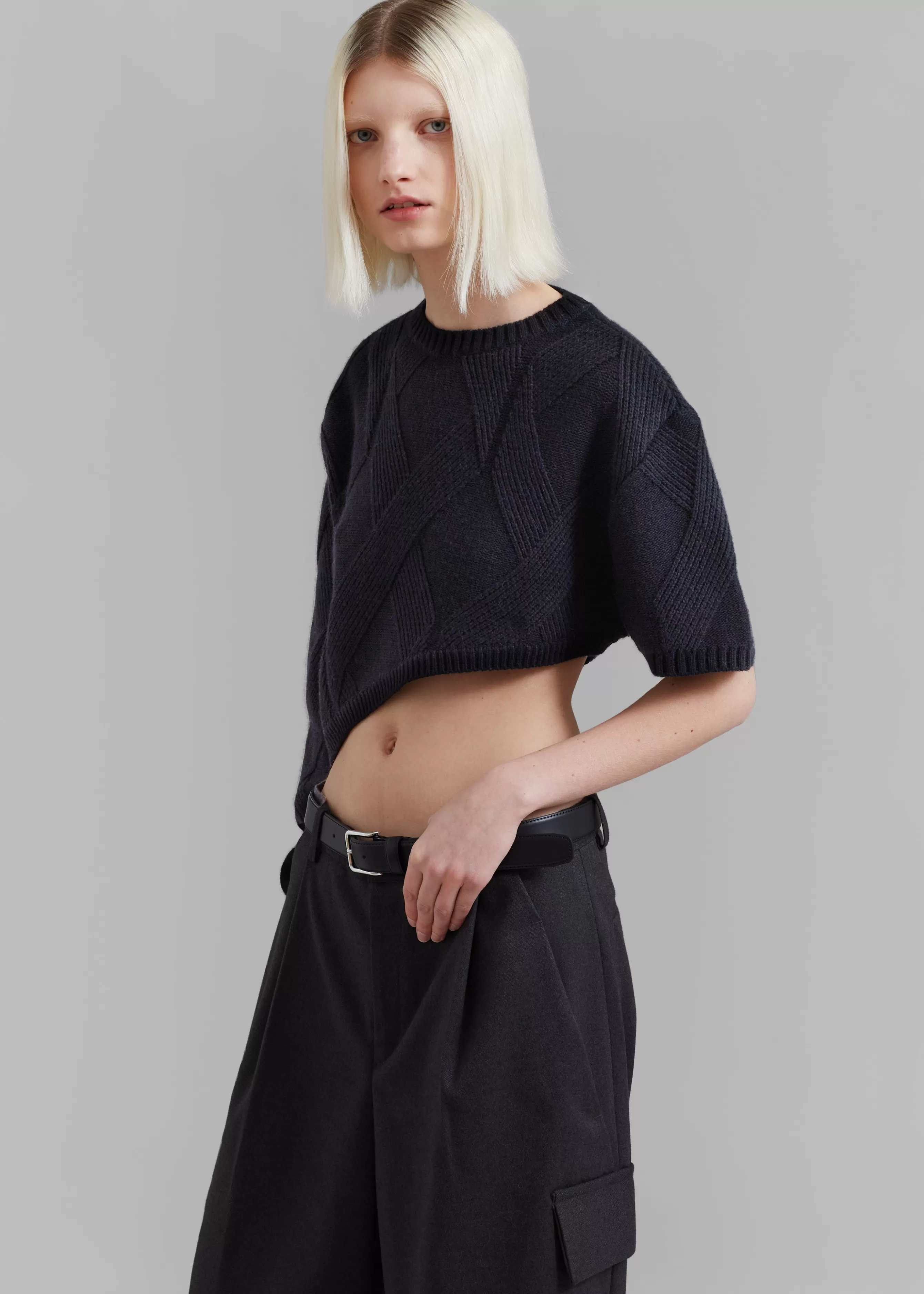 Women The Frankie Shop Soili Asymmetric Cropped Knit Top